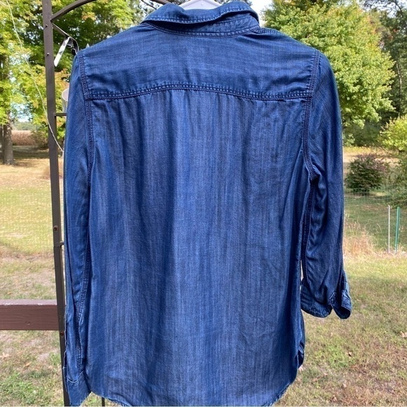 Talbots Small Petite Chambray Button Front Roll Tab Sleeve Shirt - Picture 5 of 7